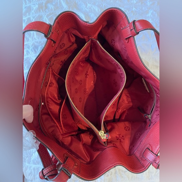 Tory Burch Red Thea Center-Zip Leather Hobo Tote Bag - Picture 8 of 16